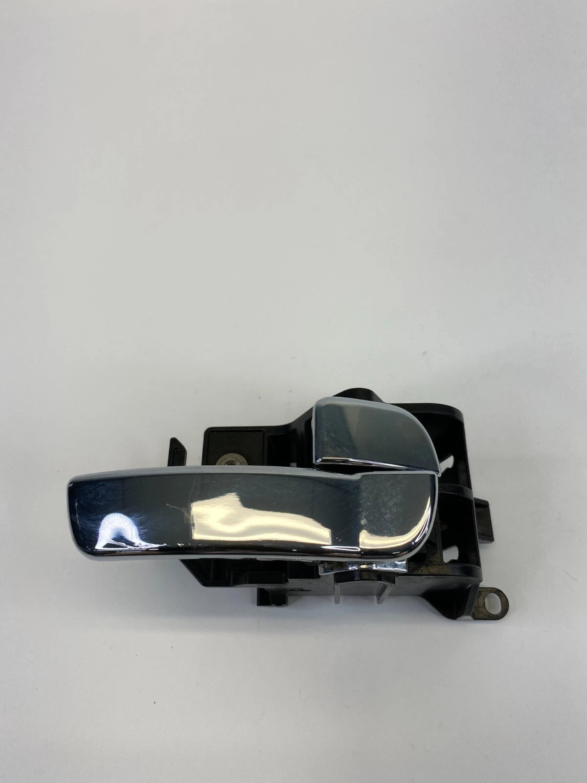 2005-2015 NISSAN XTERRA FRONT RIGHT INTERIOR DOOR HANDLE ASSY 80670-EA000 OEM