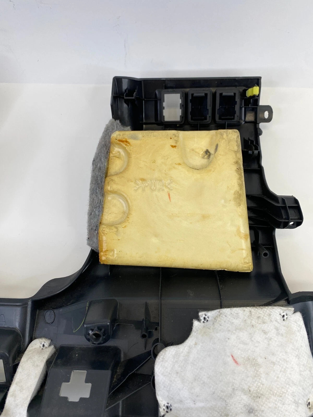 06 07 08 09 TOYOTA PRIUS DASH LOWER DRIVER STEERING COLUMN KICK PANEL OEM
