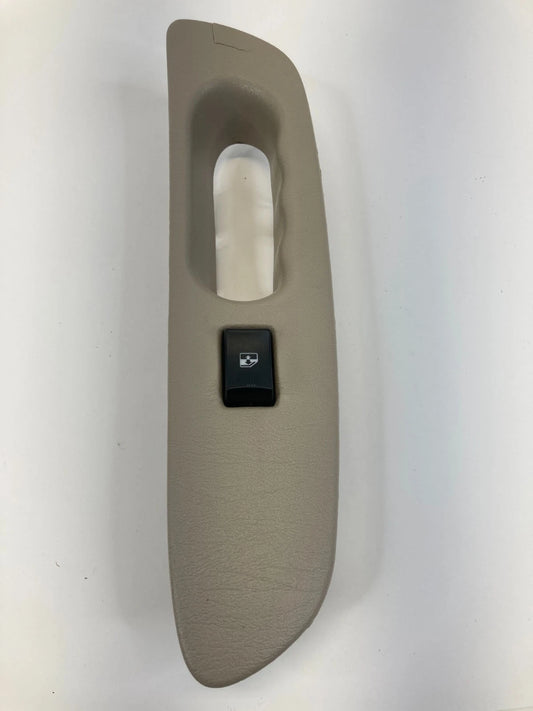 2000-2005 CHEVROLET MONTE CARLO RIGHT PASSENGER DOOR WINDOW SWITCH BEZEL OEM