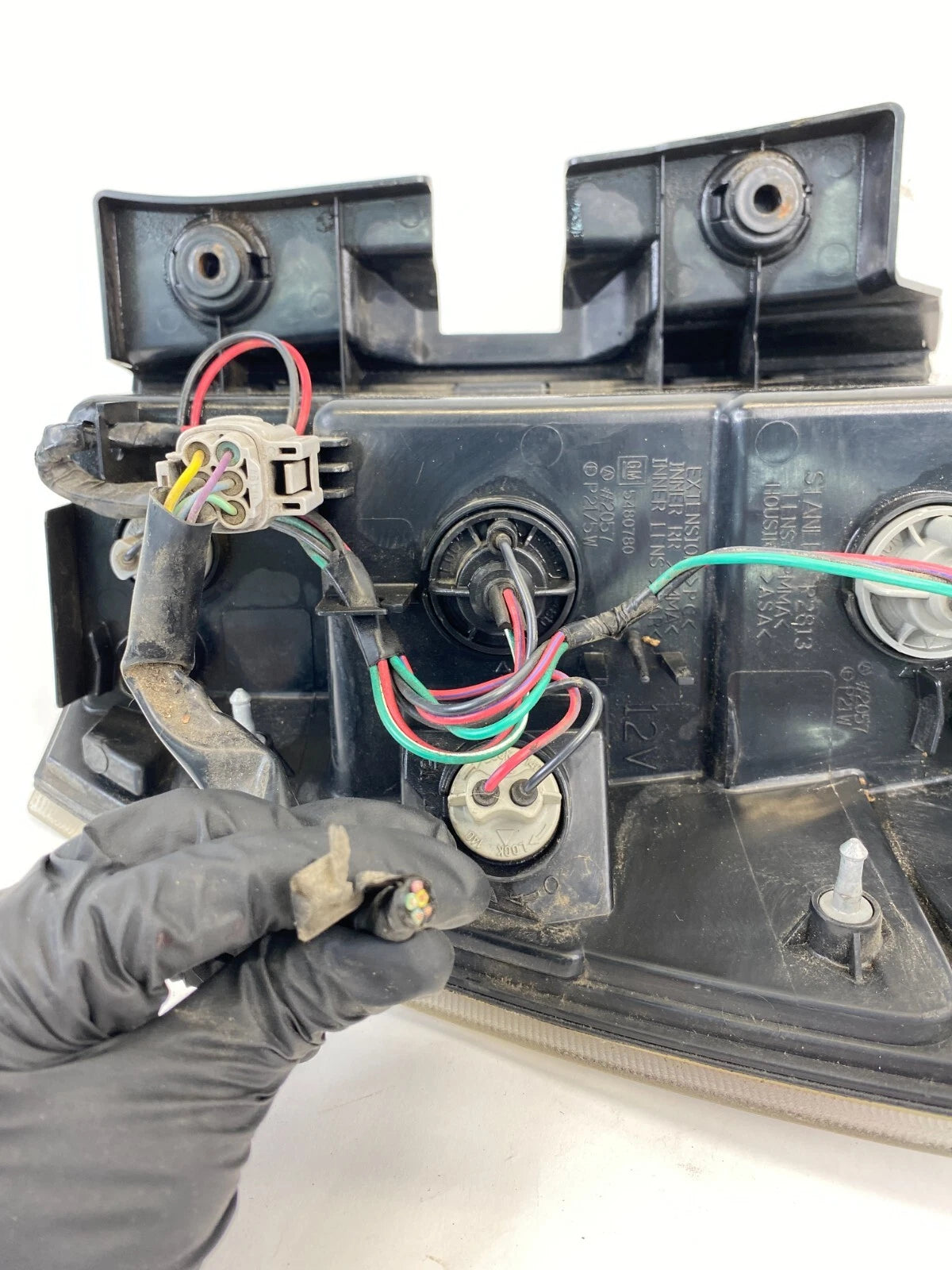 2005-2009 CHEVROLET EQUINOX REAR LEFT SIDE TAIL LIGHT TAILLIGHT 5480780 OEM