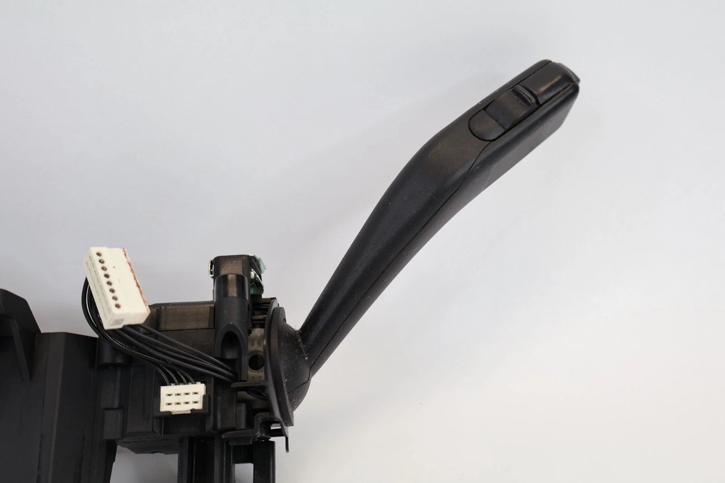 12-15 VOLKSWAGEN PASSAT STEERING COLUMN TURN SIGNAL & WIPER CONTROL SWITCH OEM