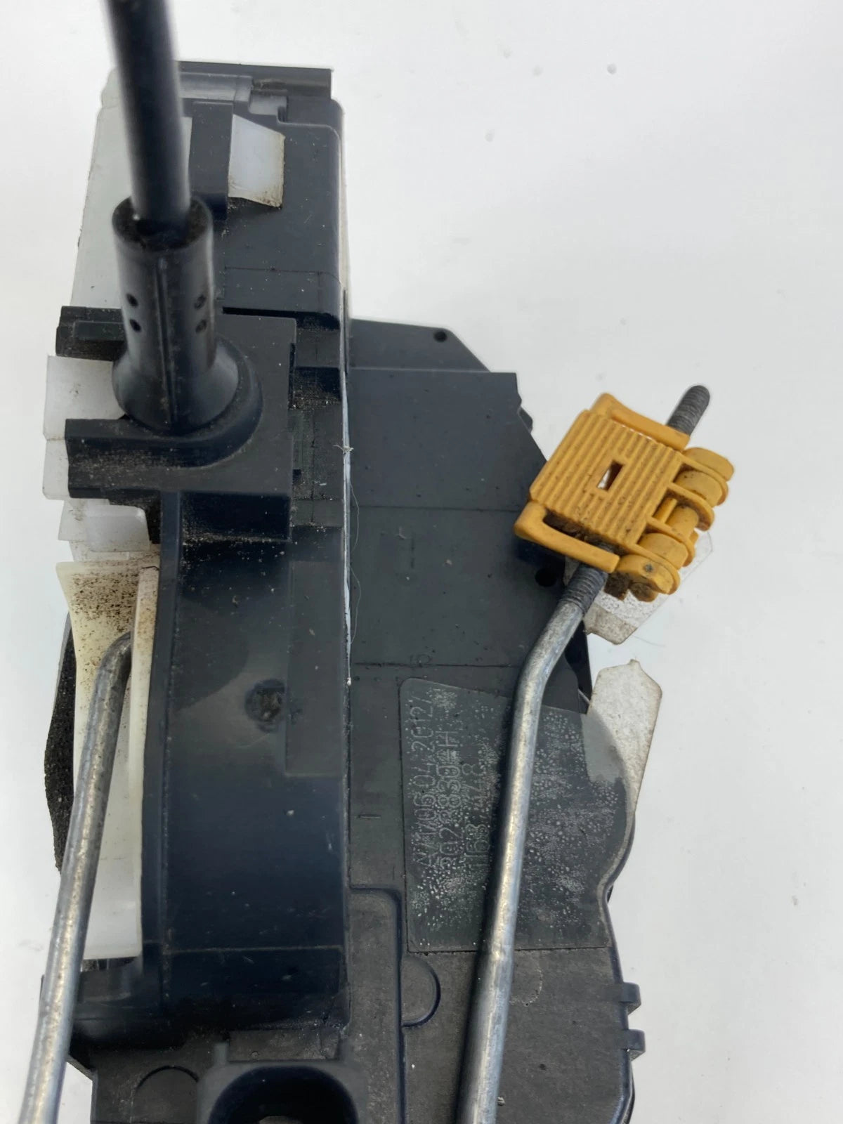 10-15 CHEVY EQUINOX REAR RIGHT SIDE DOOR LOCK LATCH RELEASE ACTUATOR 13579552