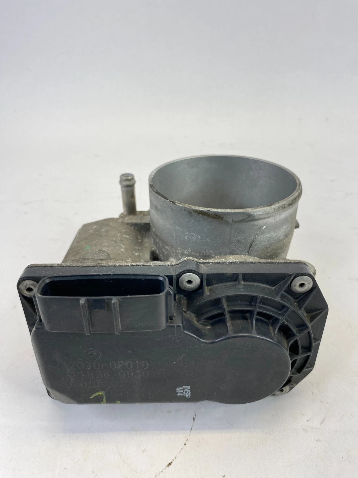 2005-2011 TOYOTA TUNDRA 4.0L V6 THROTTLE BODY VALVE ASSEMBLY 22030-0P010 OEM
