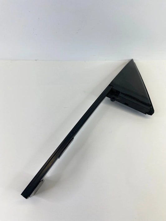 2010-2015 TOYOTA PRIUS REAR LEFT DOOR OUTER SEAL CORNER COVER 67488-47041
