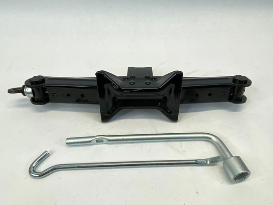 2007-2013 MITSUBISHI OUTLANDER EMERGENCY SPARE TIRE JACK TOOL KIT OEM