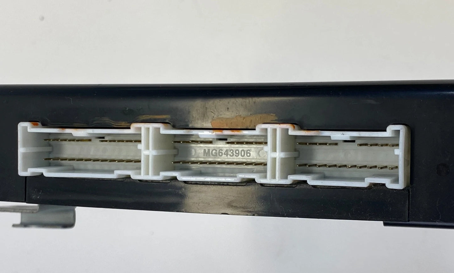 2011-2014 HYUNDAI SONATA BODY CONTROL COMPUTER MODULE BCM UNIT OEM 95400-3Q004
