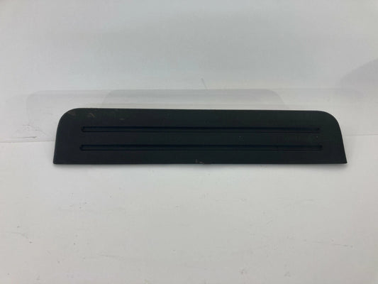 2003 KIA SORENTO REAR LEFT DRIVER SIDE DOOR STEP SILL TRIM PANEL 85882-3E000 OEM