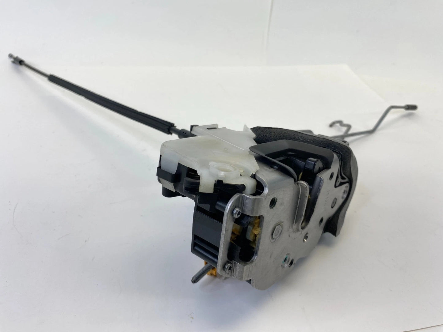 2010-2015 CHEVROLET EQUINOX FRONT RIGHT DOOR LOCK LATCH ACTUATOR 13579523 OEM