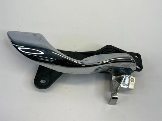 2000-2005 CADILLAC DEVILLE FRONT RIGHT PASSENGER SIDE INTERIOR DOOR HANDLE OEM