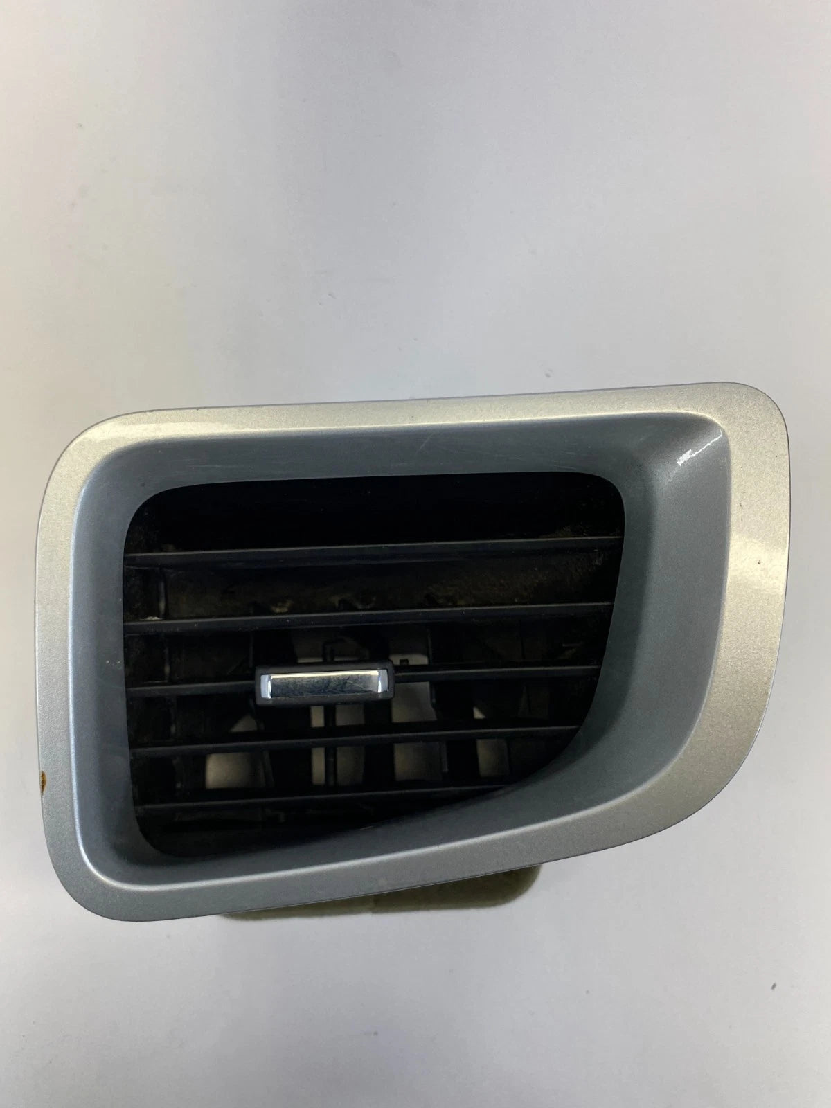 2010-2017 CHEVROLET EQUINOX LEFT SIDE DASH AIR VENT OUTLET GRAY 20862307 OEM
