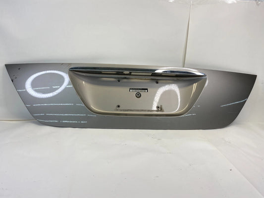 03-06 MERCEDES-BENZ E320 TRUNK LID TAILGATE LICENSE PLATE TRIM A2117500337 OEM
