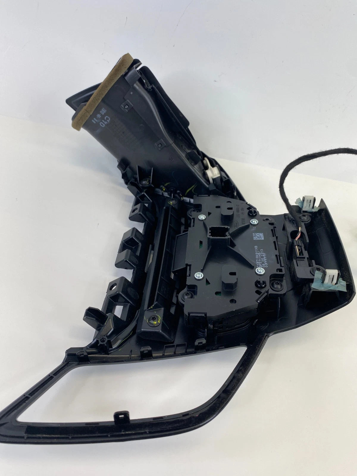 14 15 16 17 18 19 Ford Fiesta Dash Audio Radio Face Control Panel w/Air Vents