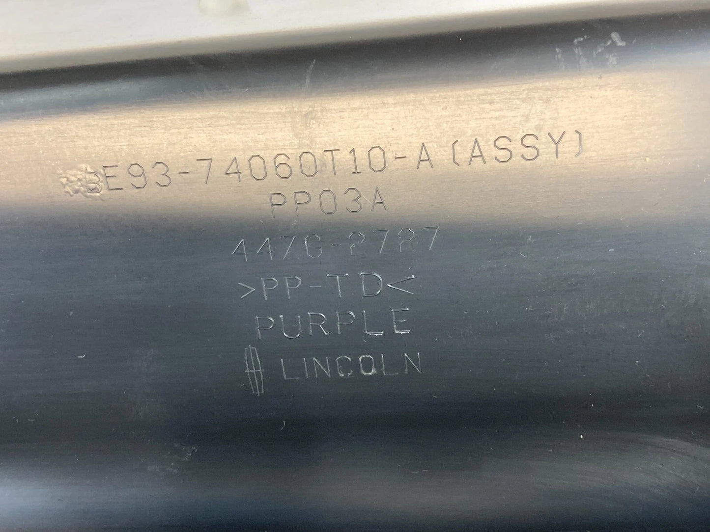 2010 2011 2012 LINCOLN MKT GLOVE BOX STORAGE COMPARTMENT BE93-74060T10-A OEM