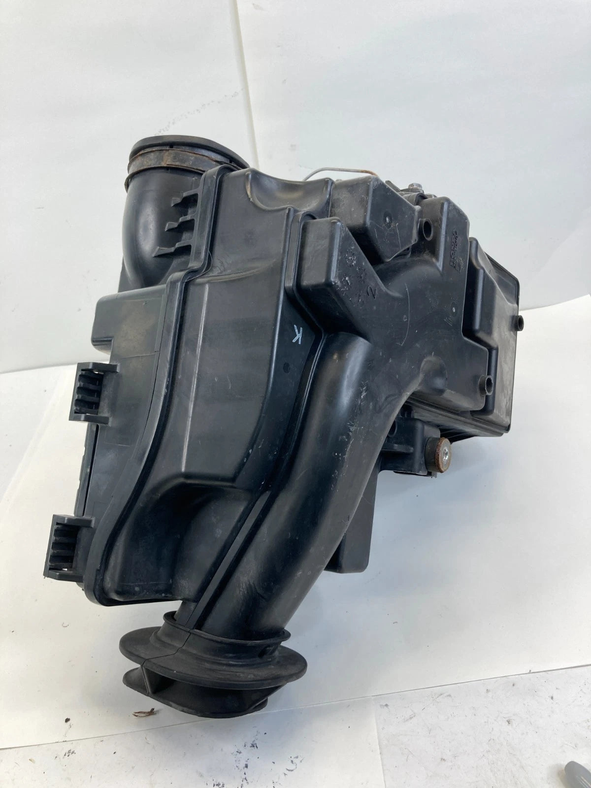09 10 HONDA FIT 1.5L L4 AIR CLEANER INTAKE FILTER HOUSING COVER BOX ASSEMBLY OEM