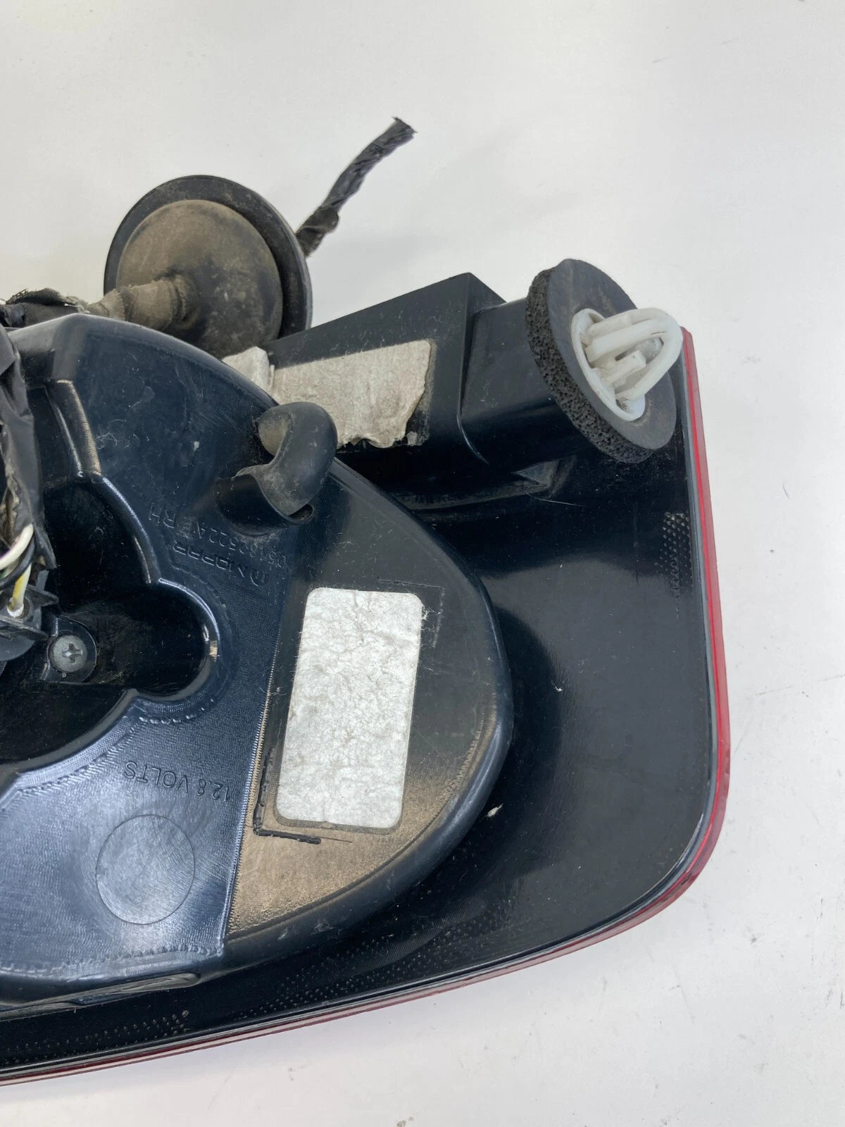 2011-2014 DODGE AVENGER REAR RIGHT SIDE TAIL LIGHT TAILLIGHT LAMP 05182522AE OEM