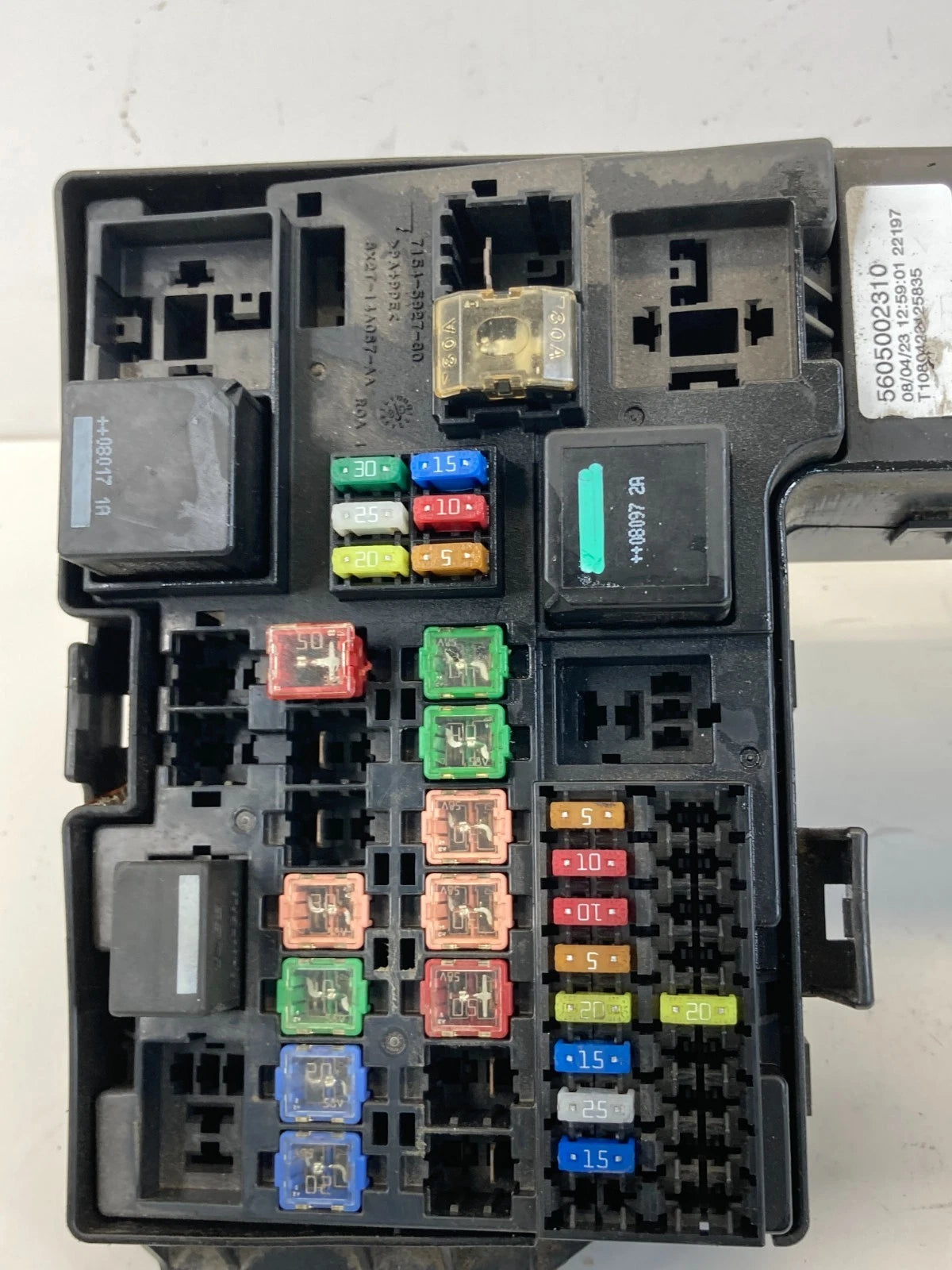 2009-2011 JAGUAR XF 4.2L ENGINE HOOD FUSE RELAY JUNCTION BOX 8X2T-14290-FD OEM