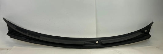 1999 2000 BMW 323I FRONT LOWER WINDSHIELD COWL PANEL COVER TOP TRIM 8-208-483