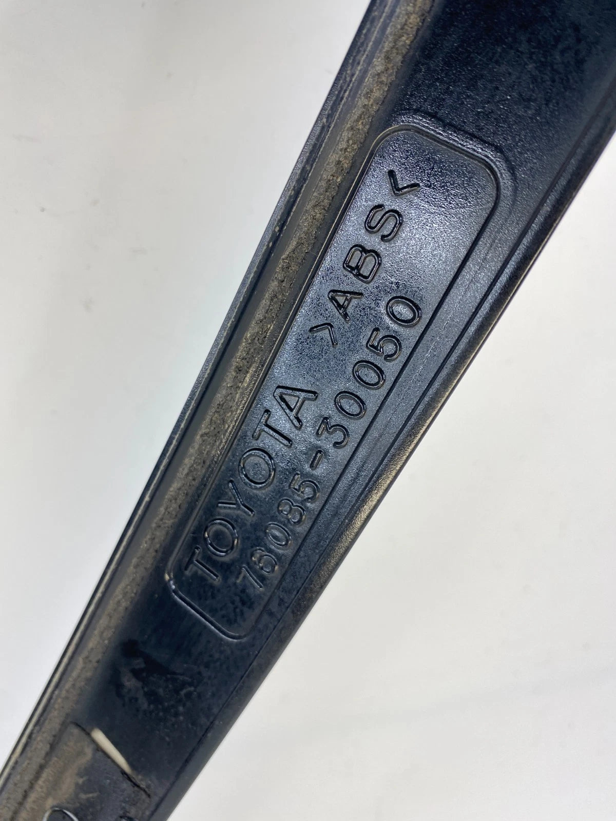 2007-2011 LEXUS GS350 SEDAN REAR TRUNK DECK LID SPOILER WING 76085-30050 OEM