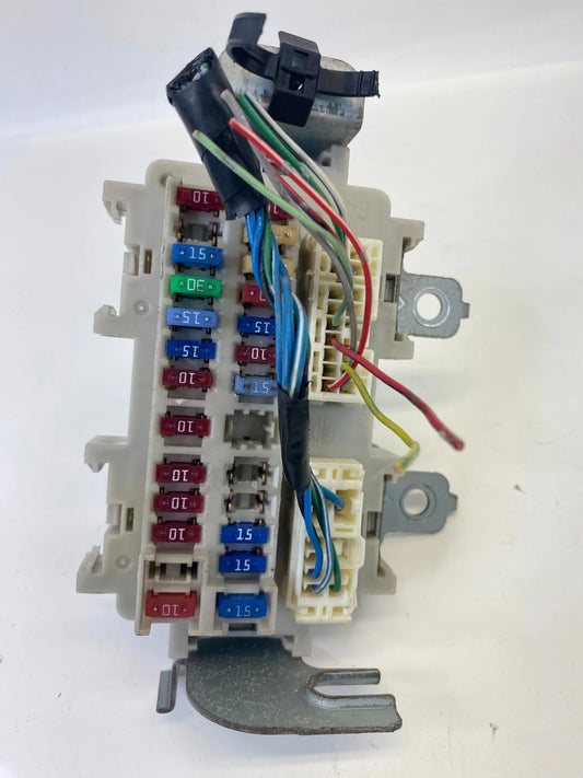 2003-2007 INFINITI G35 SEDAN INTERIOR DASH CABIN FUSE RELAY BOX OEM