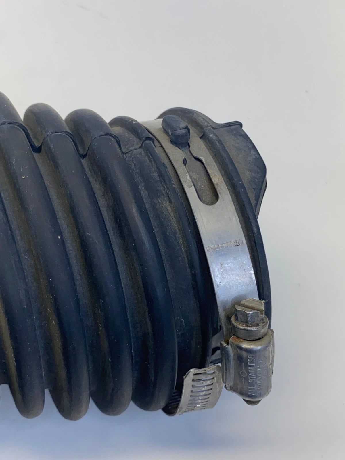 2008-2012 FORD TAURUS AIR INTAKE HOSE DUCT RESONATOR BOX TUBE OEM 9G13-9F805-A