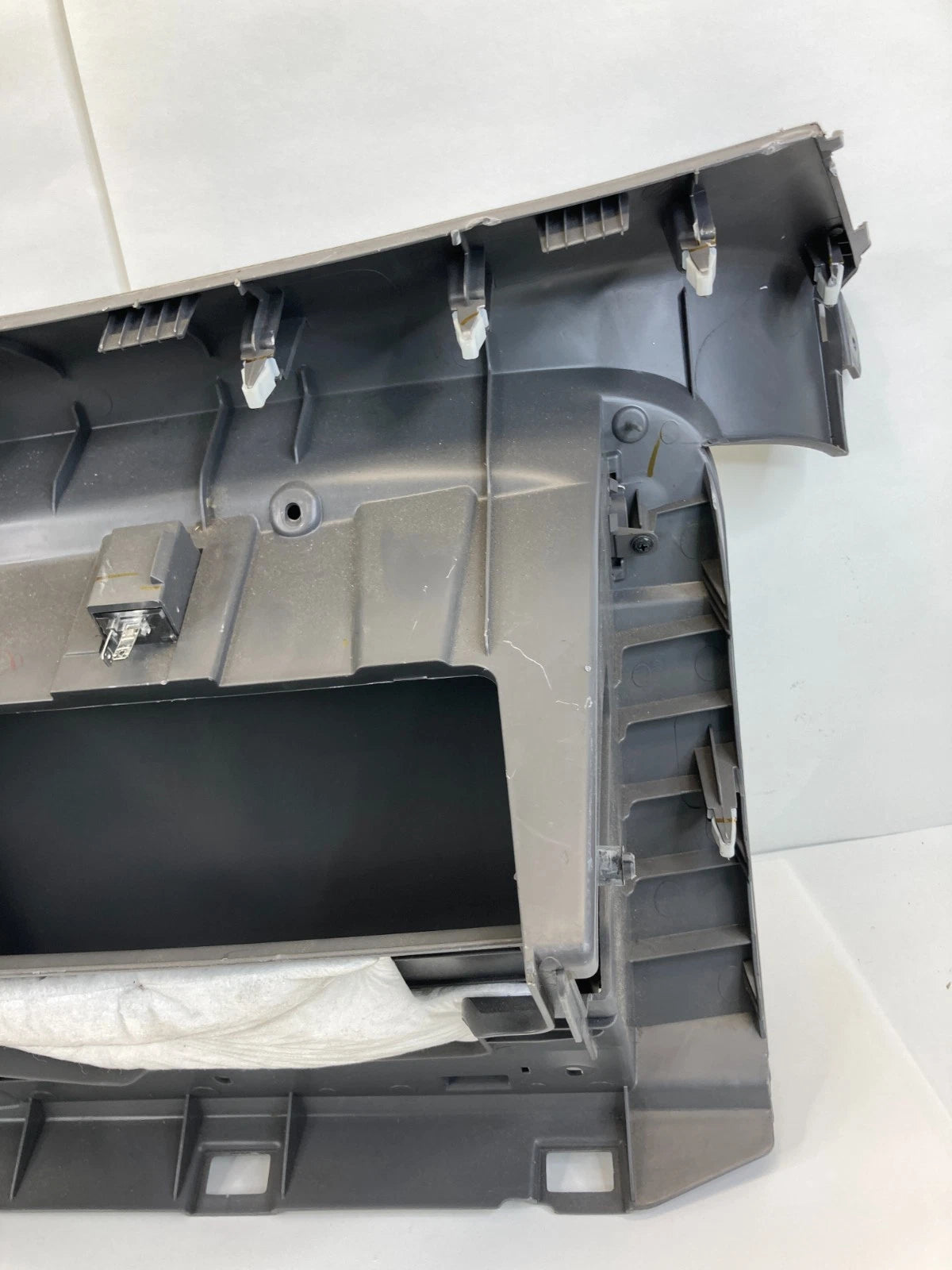 2011-2015 HYUNDAI SONATA DASH GLOVE BOX STORAGE COMPARTMENT ASSEMBLY 84510-4R000