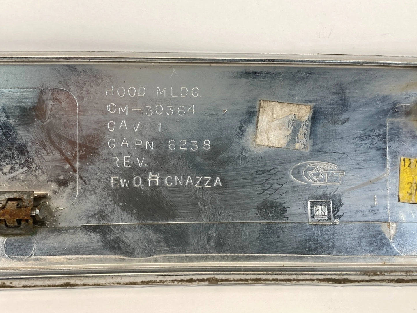 2007-2012 GMC ACADIA FRONT HOOD CHROME TRIM MOLDING GM-30364 OEM