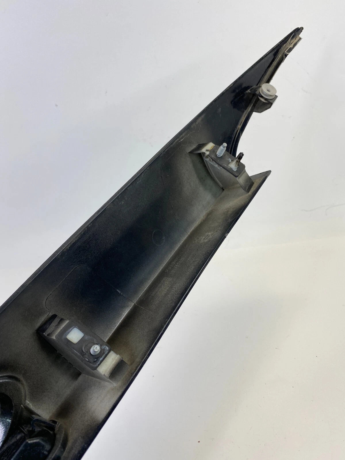 2012-2014 FORD FOCUS SEDAN TRUNK DECK LID PANEL FINISH MOLDING BM51-F43404-A OEM