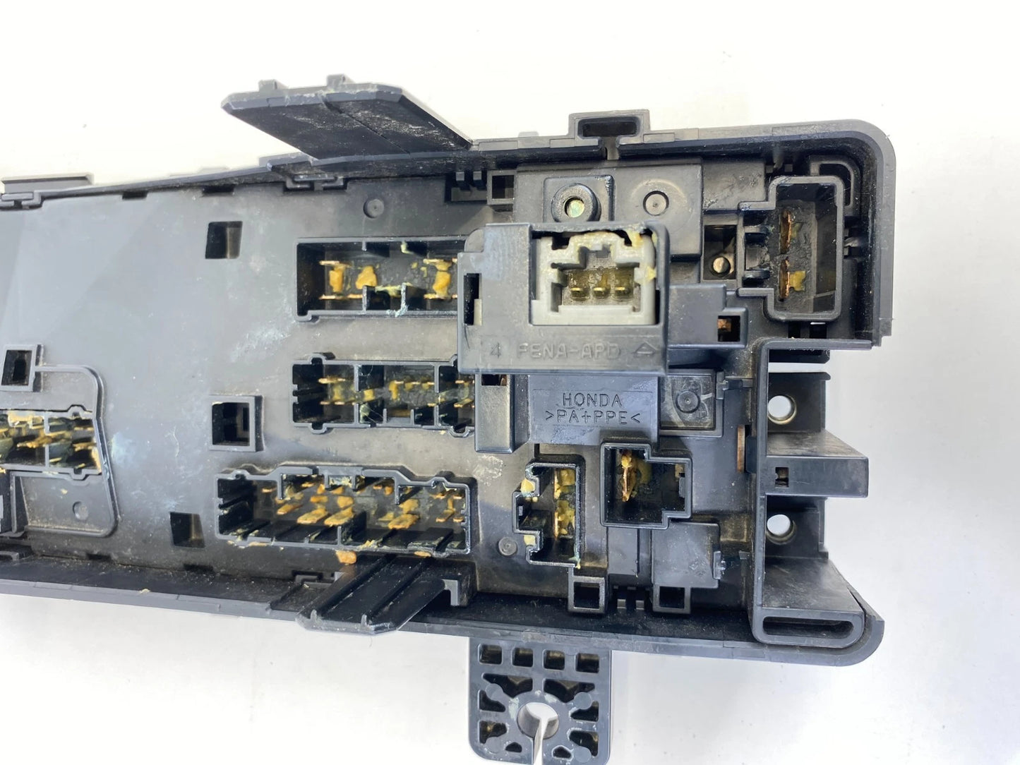 2005-2010 HONDA ODDYSEY 3.5L A/T ENGINE UNDER HOOD FUSE RELAY BOX BLOCK OEM