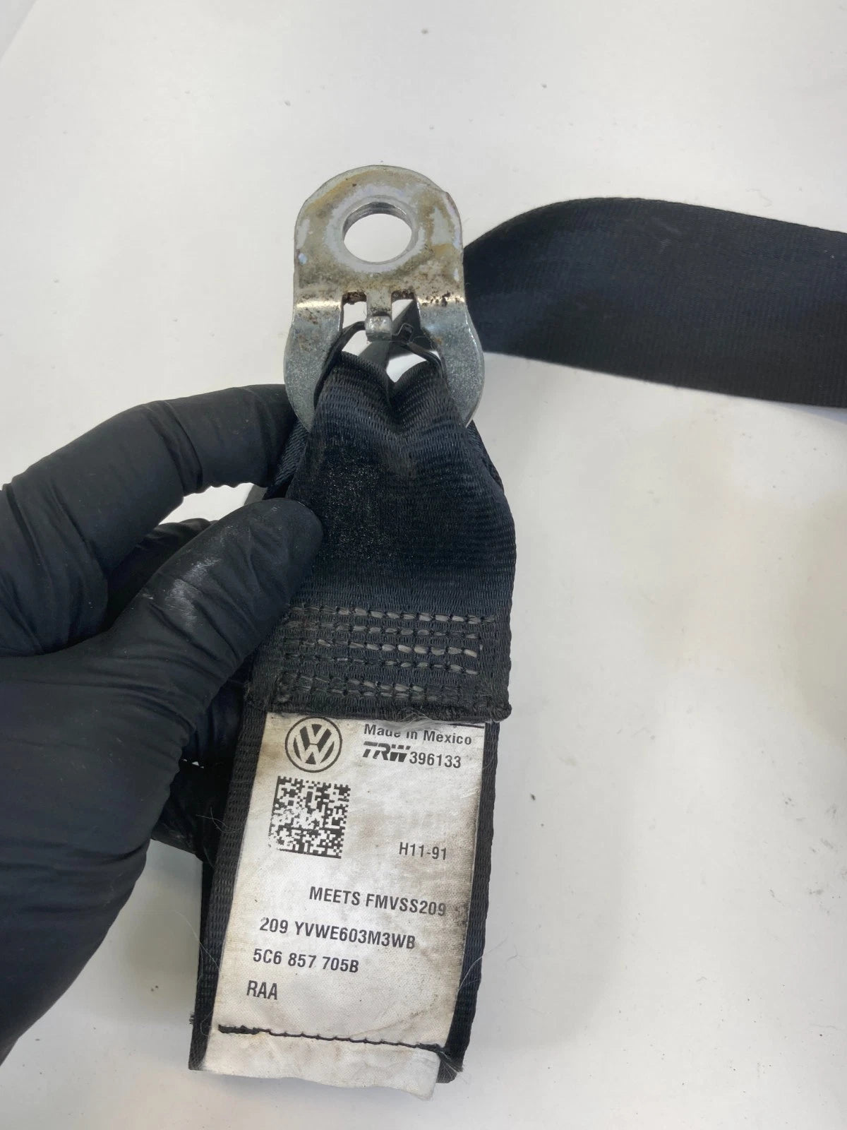 2011-2018 VOLKSWAGEN JETTA FRONT LEFT SIDE SEAT BELT RETRACTOR 5C6-857-705-B