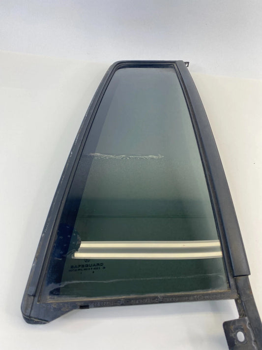 2001-2004 JEEP GRAND CHEROKEE REAR RIGHT SIDE REAR DOOR WINDOW VENT FIXED GLASS