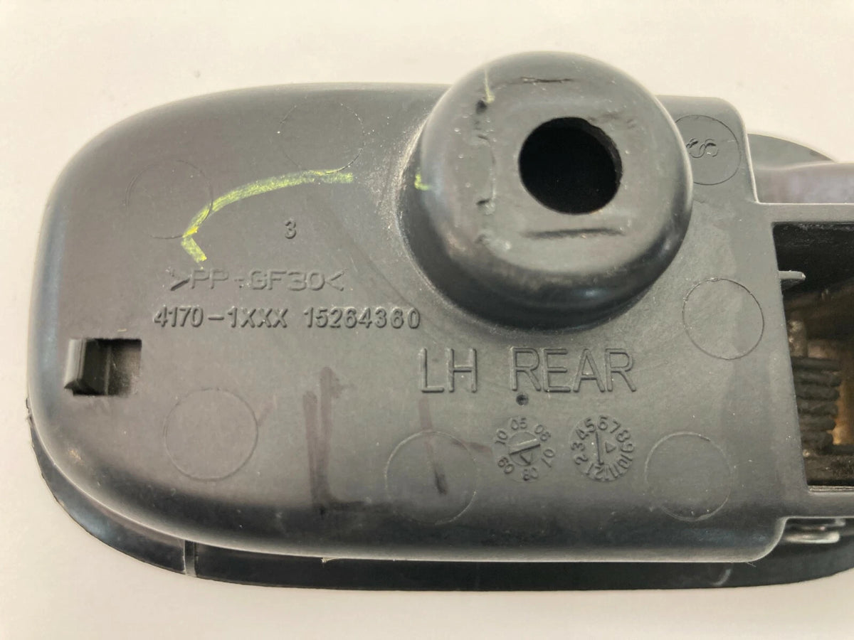 2007-2009 SATURN AURA REAR LEFT DRIVER SIDE INNER DOOR HANDLE ASSEMBLY 15264360