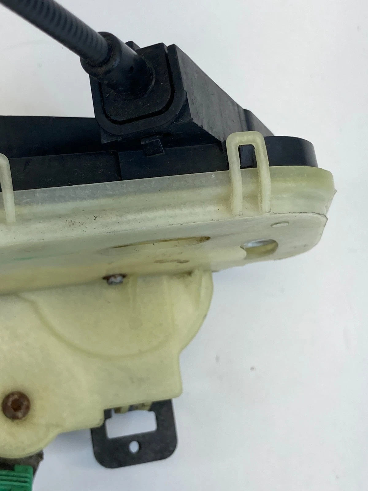 2007-2014 FORD EDGE REAR RIGHT DOOR LOCK LATCH RELEASE ACTUATOR 986963-106