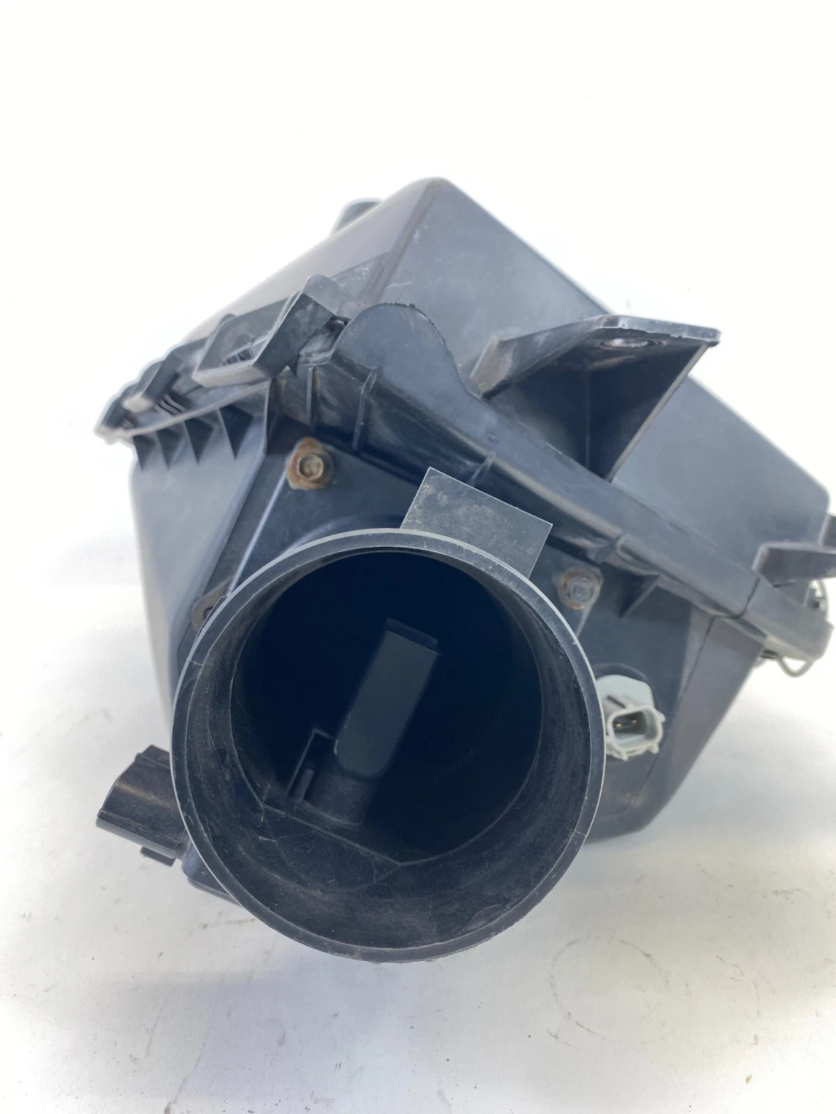 2000 2001 2002 LINCOLN TOWN CAR AIR INTAKE CLEANER BOX HOUSING FILTER OEM