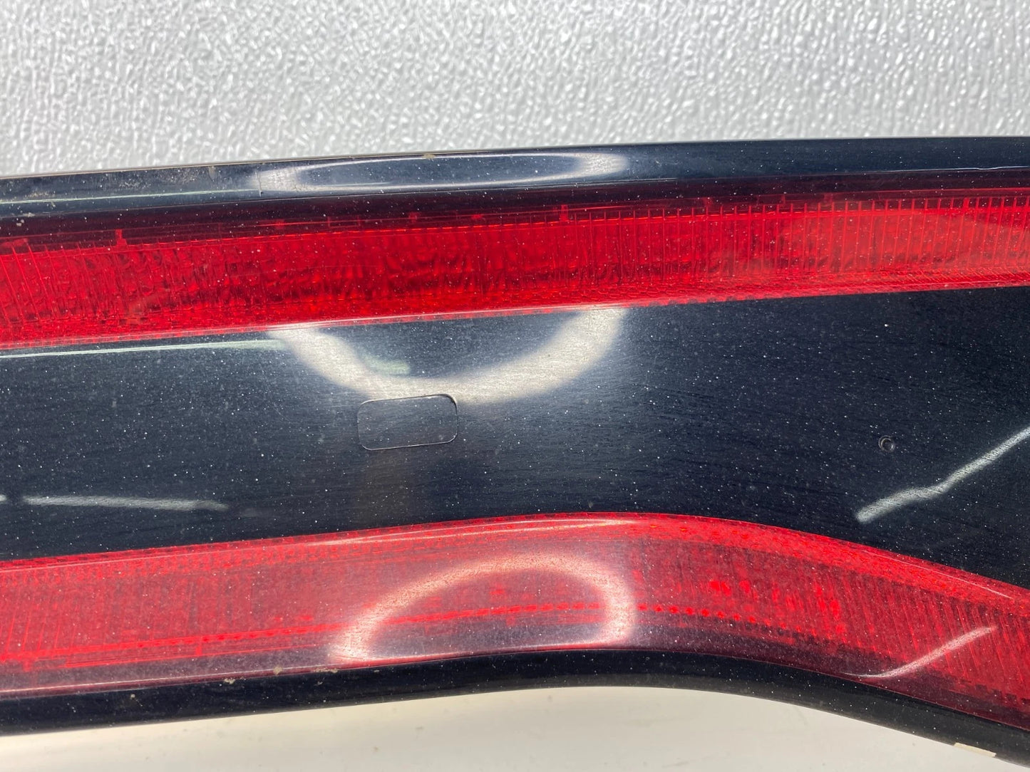 13-16 DODGE DART TRUNK LID CENTER THIRD BRAKE TAIL LIGHT LAMP 68164500AD OEM