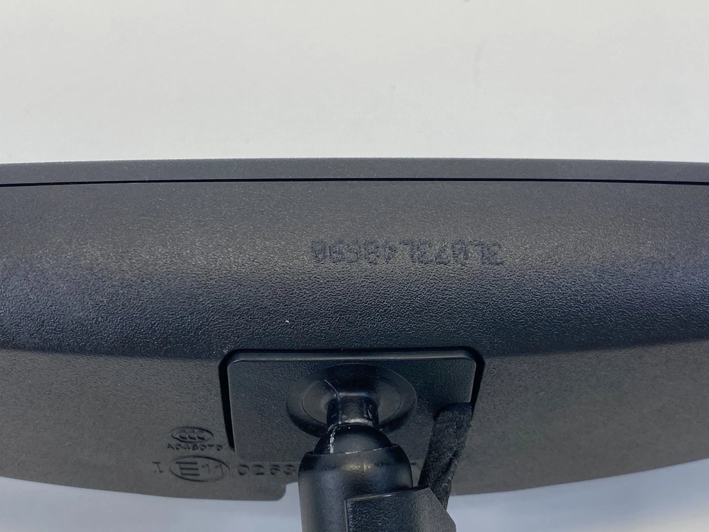 2010-2017 CHEVROLET EQUINOX INSIDE REARVIEW MIRROR E11026392 OEM