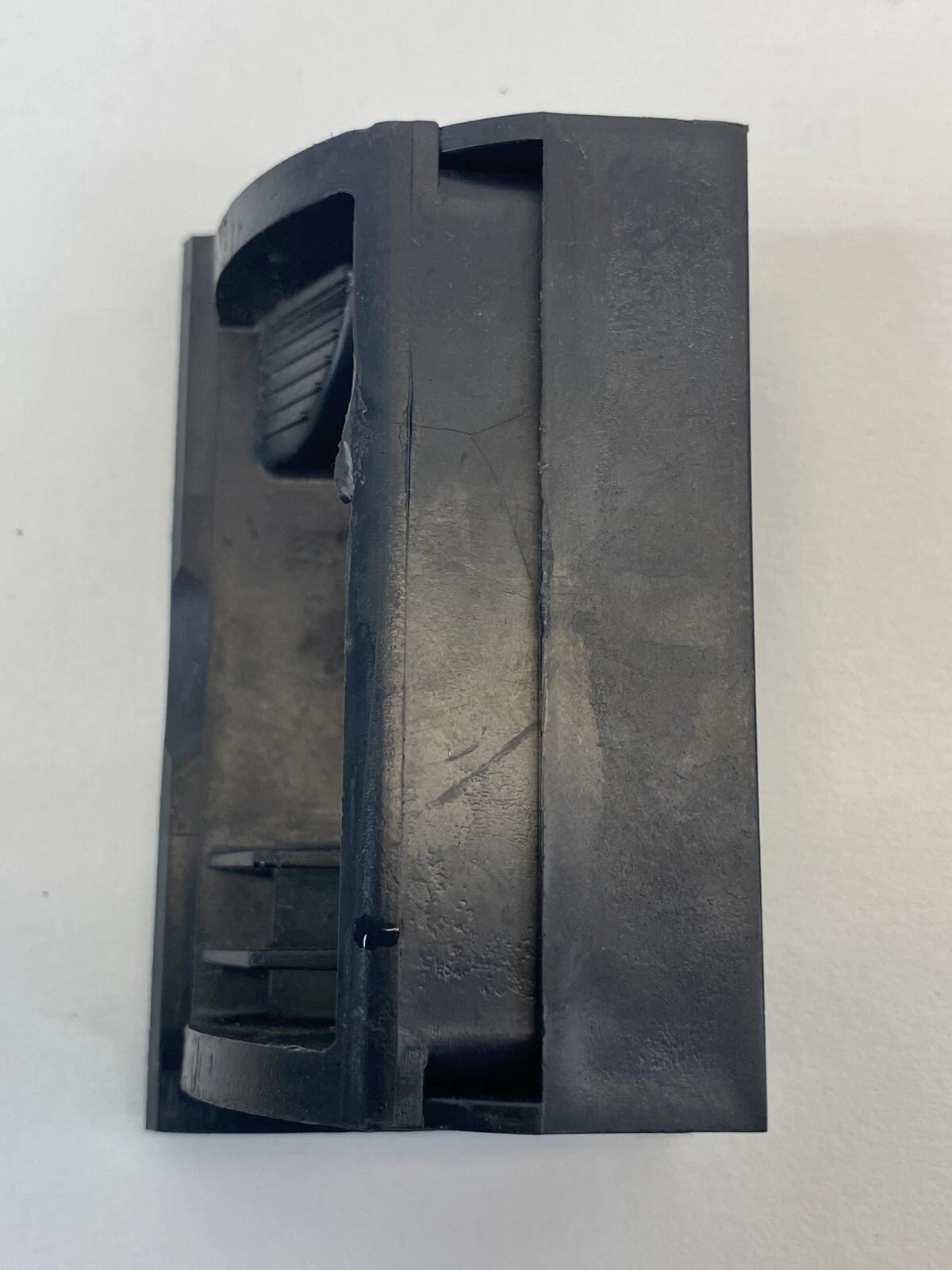 12 13 14 15 16 CHEVROLET SONIC REAR BACK CENTER CONSOLE STORAGE COMPARTMENT OEM