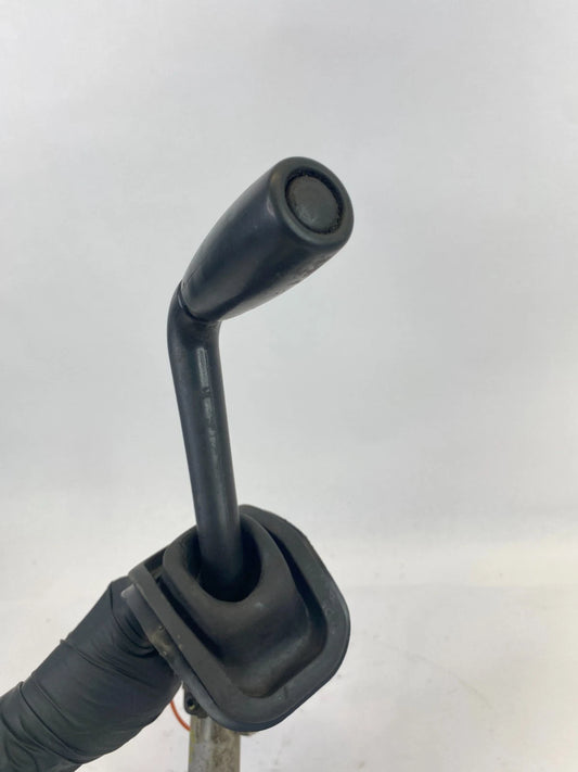 2003-2006 CHEVROLET TAHOE STEERING COLUMN GEAR SHIFTER LEVER HANDLE OEM