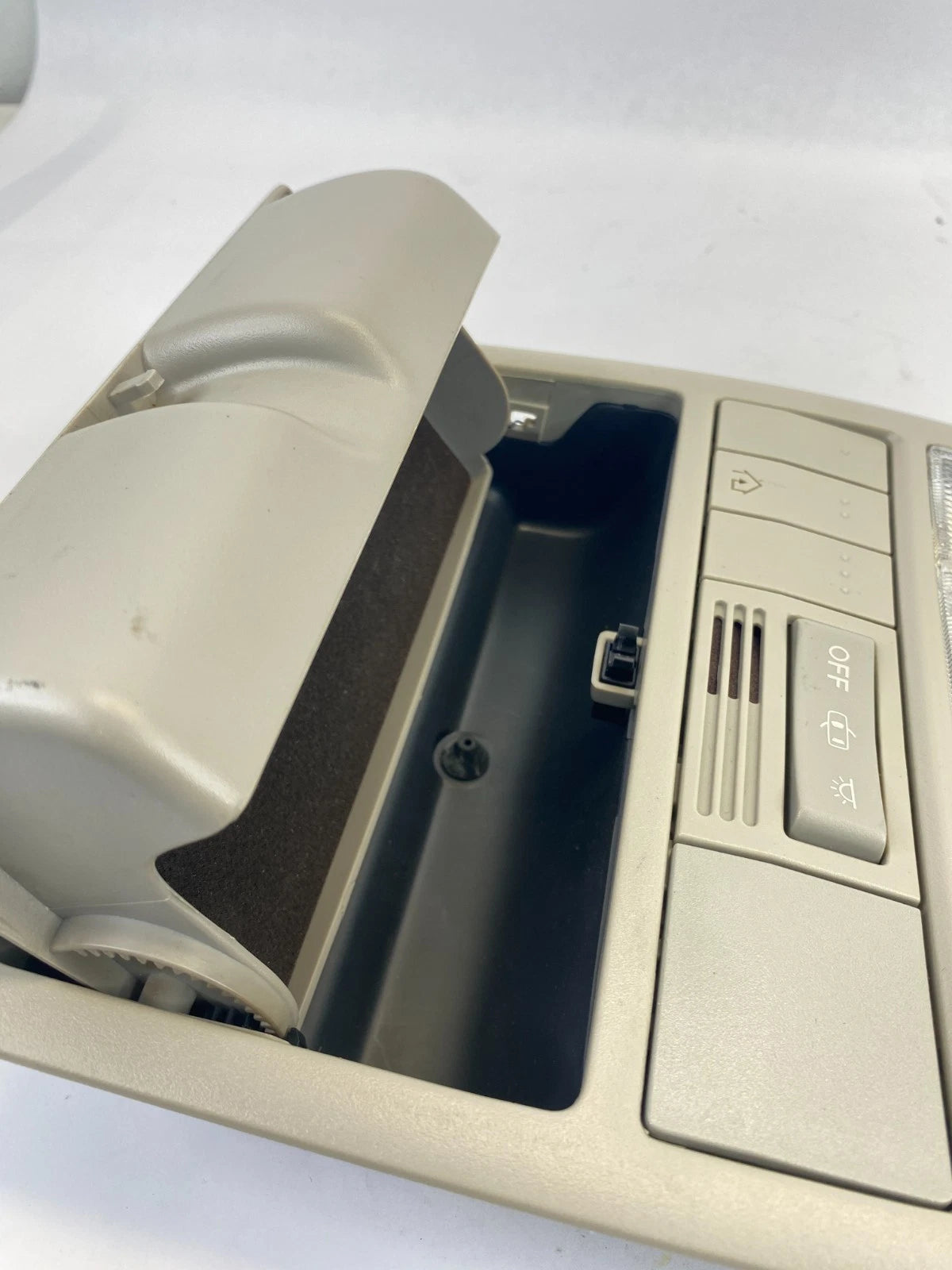 2009-2012 TOYOTA VENZA ROOF OVERHEAD DOME MAP LIGHT LAMP CONSOLE STORAGE OEM