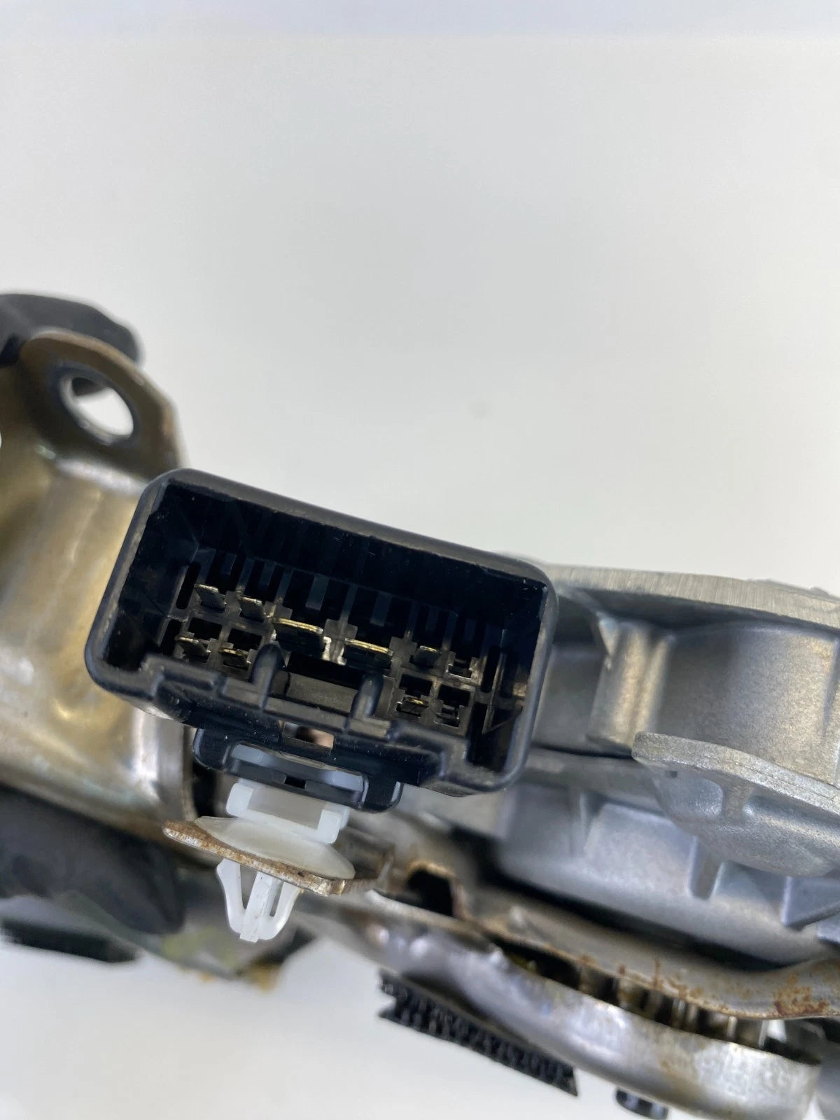 2004-2009 LEXUS RX350 RX400H RX330 RR TRUNK LID HATCH LIFT MOTOR LATCH ACTUATOR