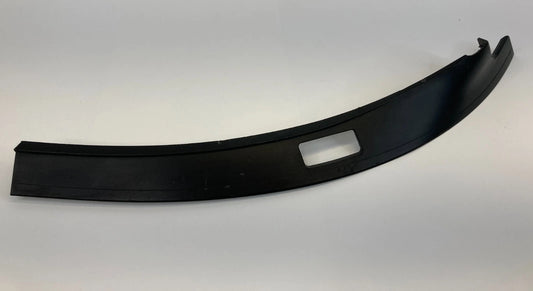 03-07 NISSAN MURANO REAR RIGHT TAILLIGHT LAMP BOLT PANEL COVER TRIM 22063698 OEM