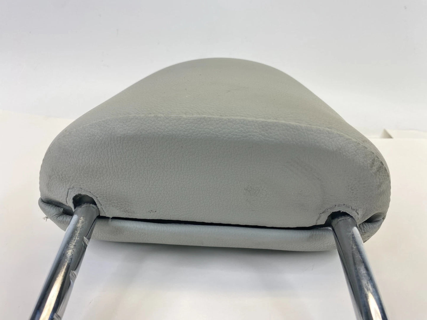 2010-2015 TOYOTA PRIUS FRONT LEFT DRIVER SEAT HEADREST HEAD REST OEM