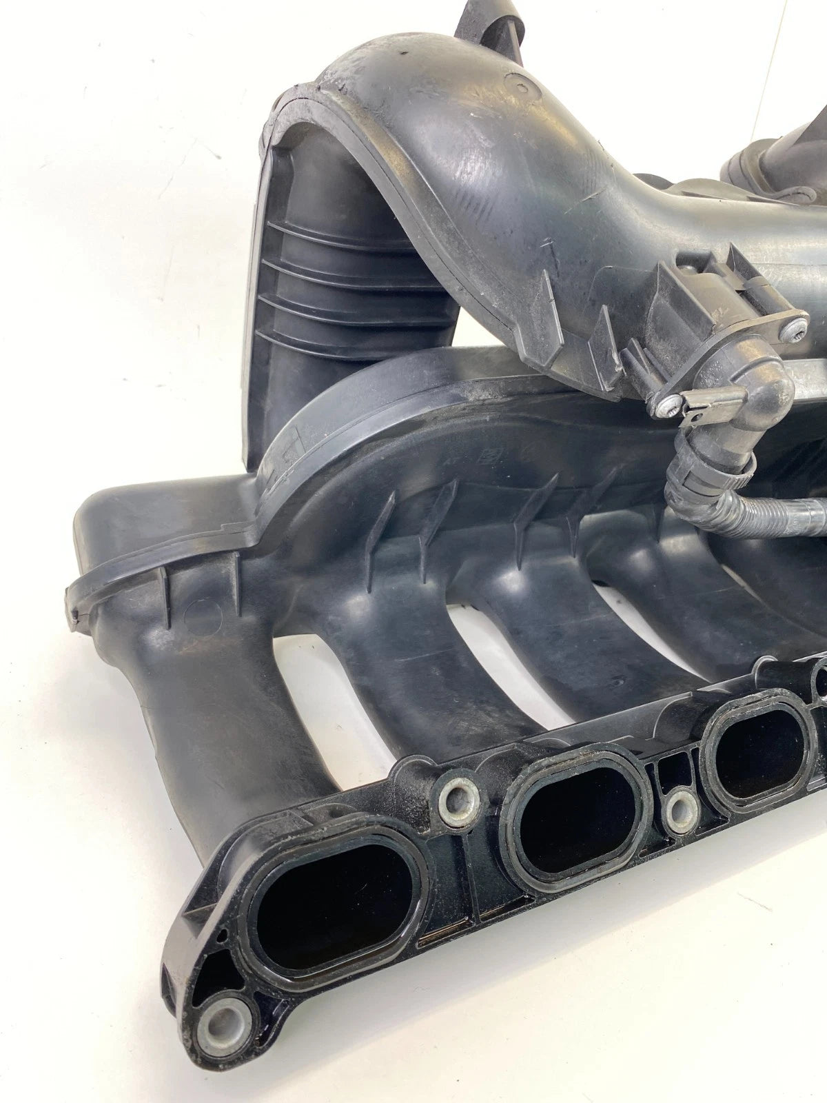 2006 2007 BMW 525I 3.0L A/T ENGINE AIR INTAKE MANIFOLD ASSY OEM