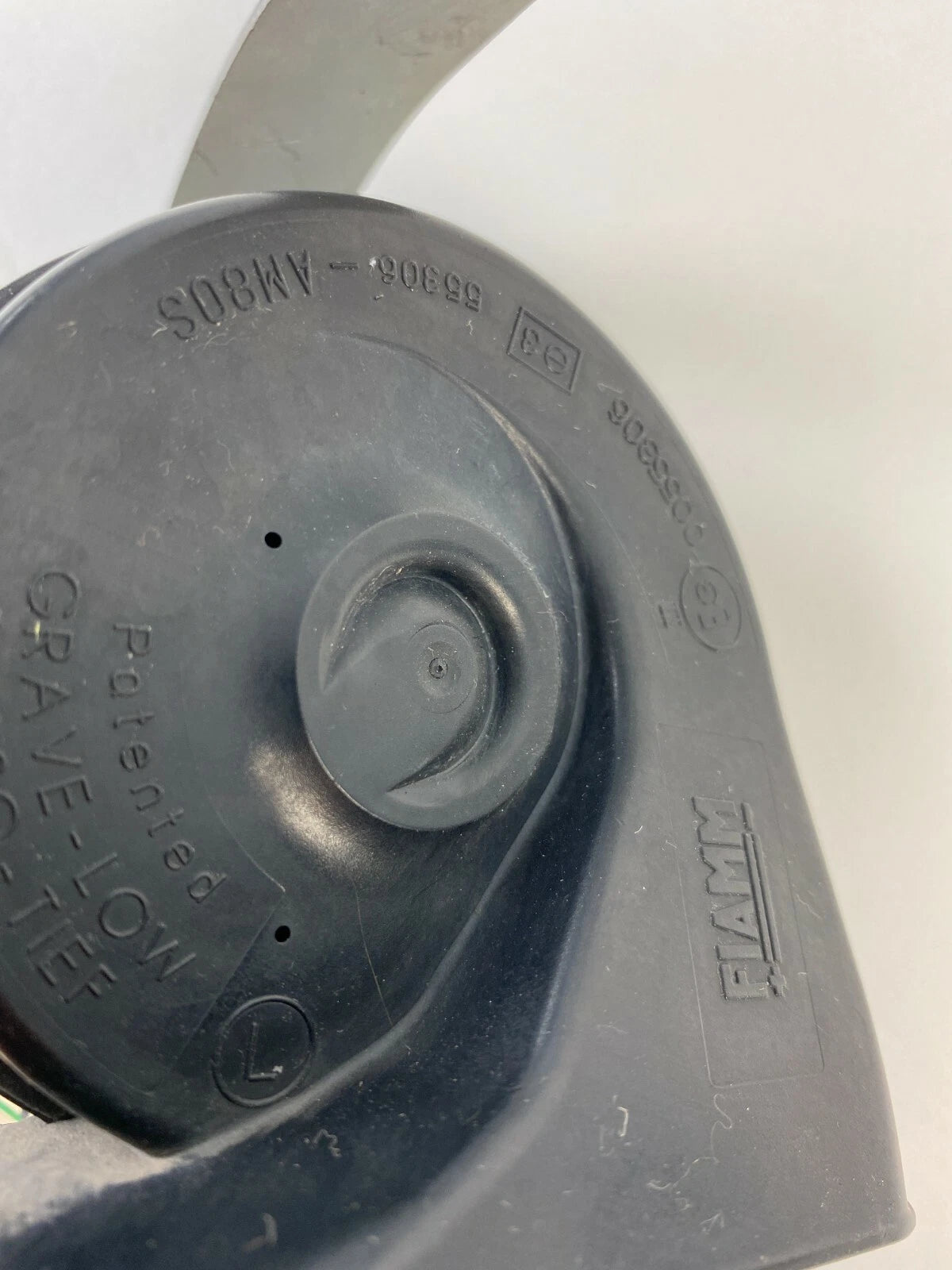 2002 2003 2004 2005 BMW 745I 745LI STEERING WHEEL LOW TONE HORN PITCH SIREN OEM
