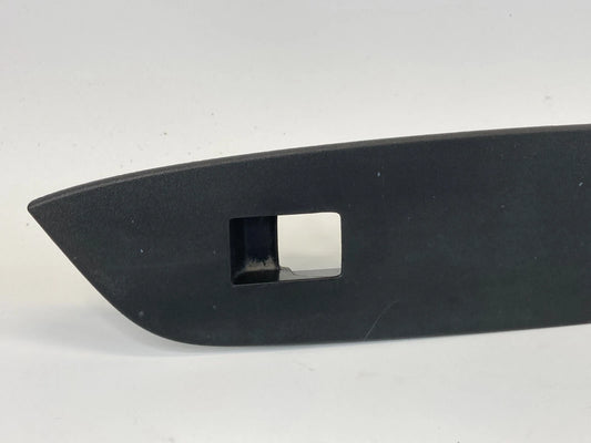 2010-2017 GMC TERRAIN FRONT RIGHT SIDE DOOR WINDOW SWITCH BEZEL TRIM 25946839