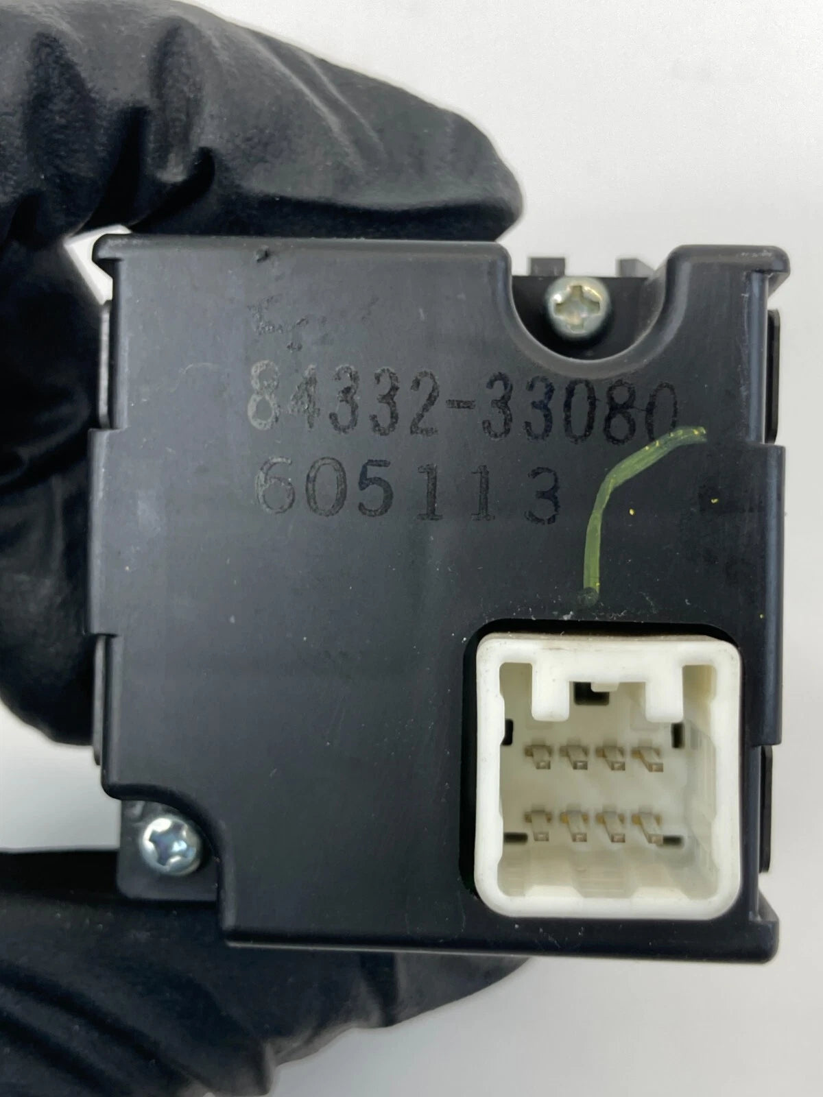 07-11 TOYOTA CAMRY CENTER DASH EMERGENCY HAZARD LIGHT WARNING SWITCH 84332-33080