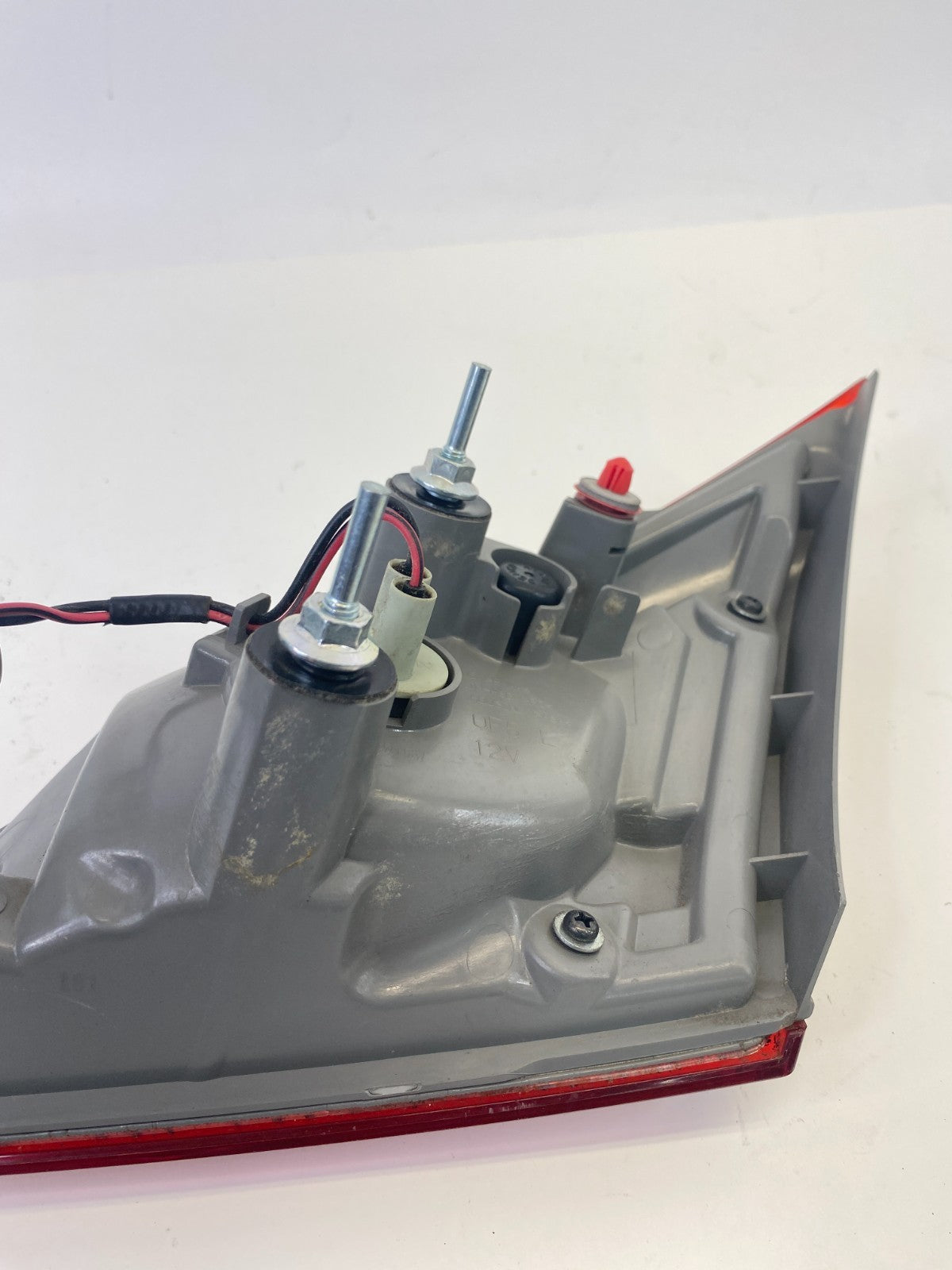 2011-2014 Nissan Murano Rear Left Side Gate Mounted Taillight Backup Lamp Assy