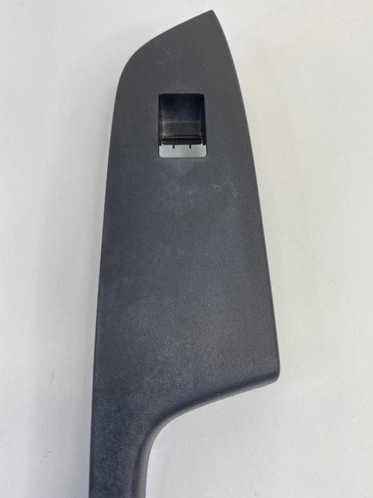2010-2017 GMC TERRAIN CHEVY EQUINOX FRONT RIGHT DOOR WINDOW SWITCH COVER TRIM