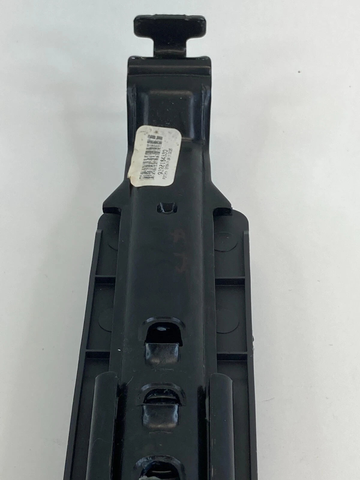 2010-2012 FORD FUSION FRONT RIGHT PASSENGER SEAT BELT HEIGHT ADJUSTER W TRIM OEM