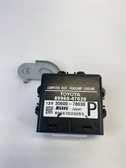 04 05 TOYOTA PRIUS HEADLIGHT LAMP LEVELING COMPUTER CONTROL MODULE 89960-47020