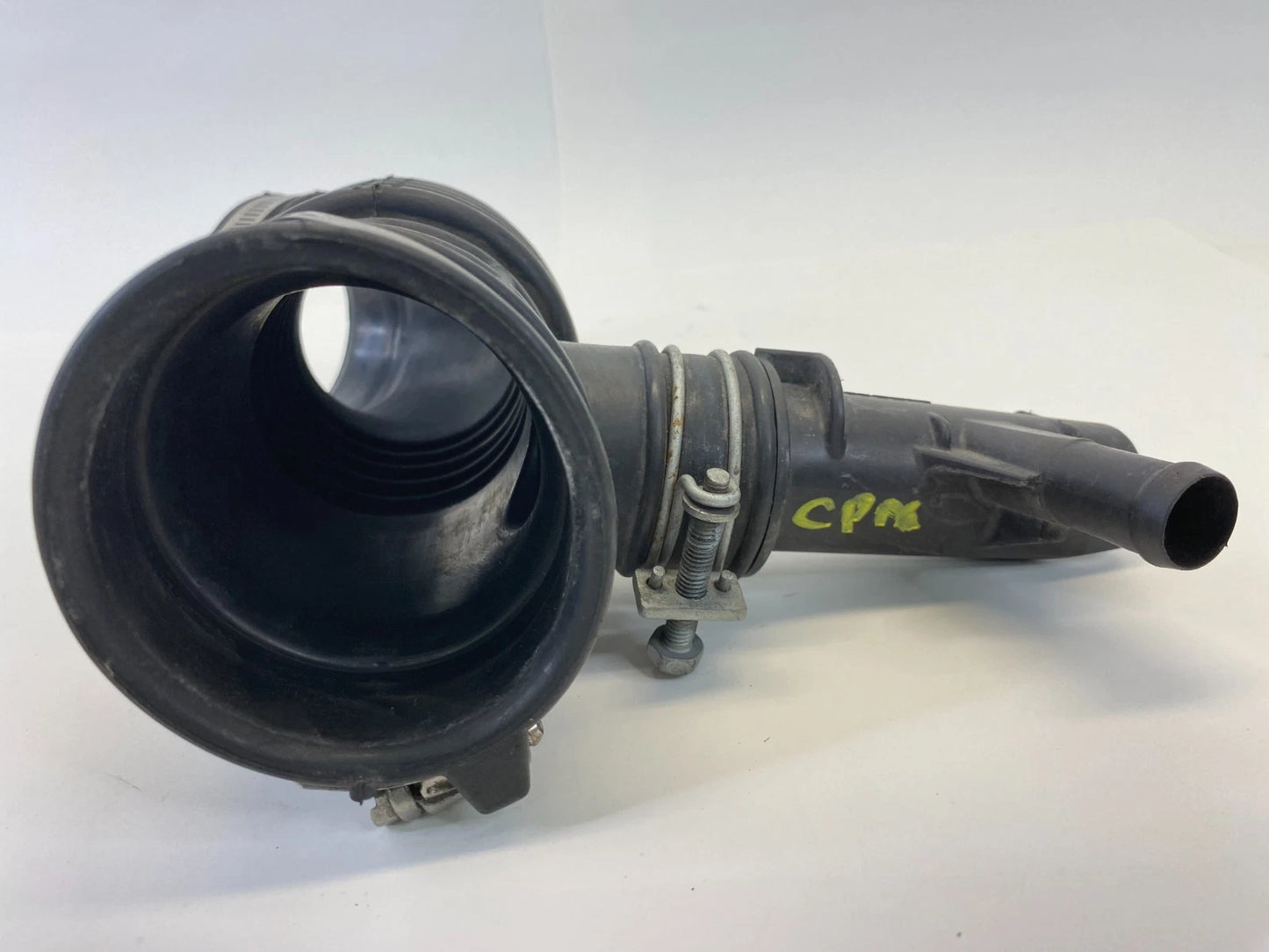 2013-2019 NISSAN SENTRA 1.8L ENGINE AIR INTAKE HOSE CLEANER DUCT PIPE TUBE OEM